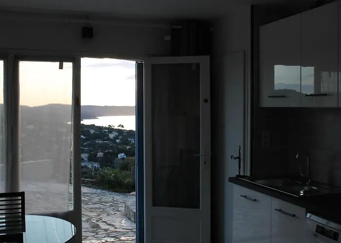 Quarto em Acomodações Particulares Cap Bleu *